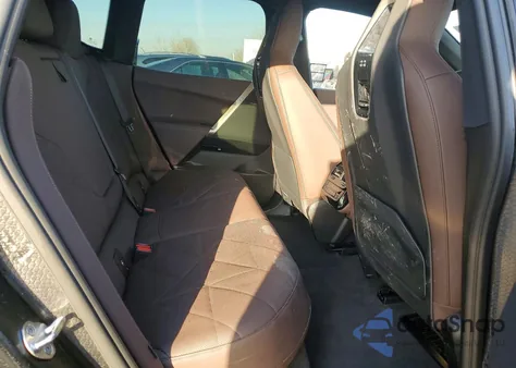 2023 BMW Ix xDrive50 из США, поврежденный, VIN WB523CF08PCL62493